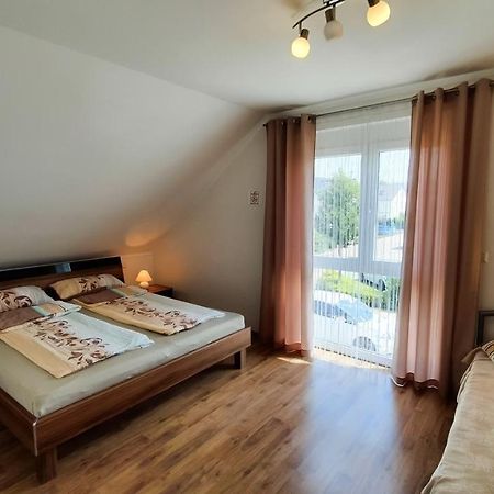 Ferienwohnung Valerie Эттенхайм Экстерьер фото