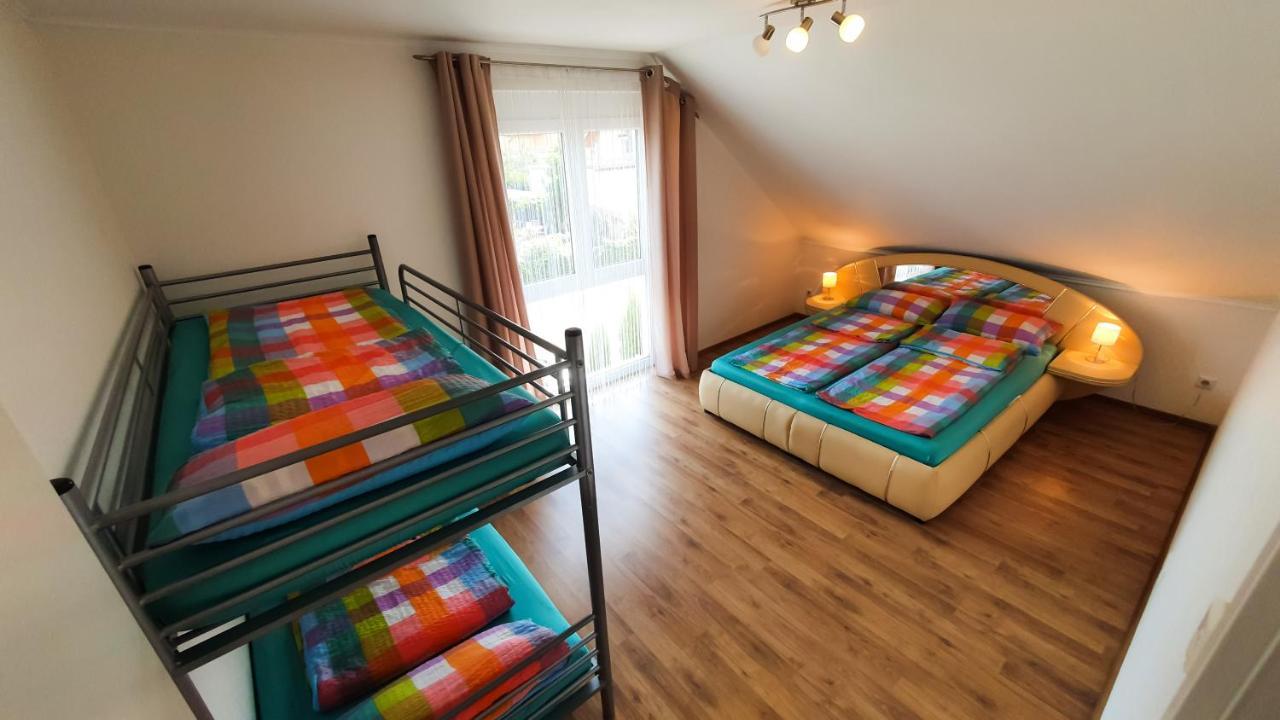 Ferienwohnung Valerie Эттенхайм Экстерьер фото